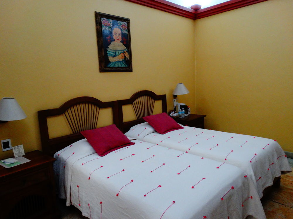 Hotel Aitana Oaxaca מראה חיצוני תמונה